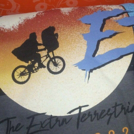 Loot Crate E.T. Large T Shirt Extra Terrestrial Tour 1982