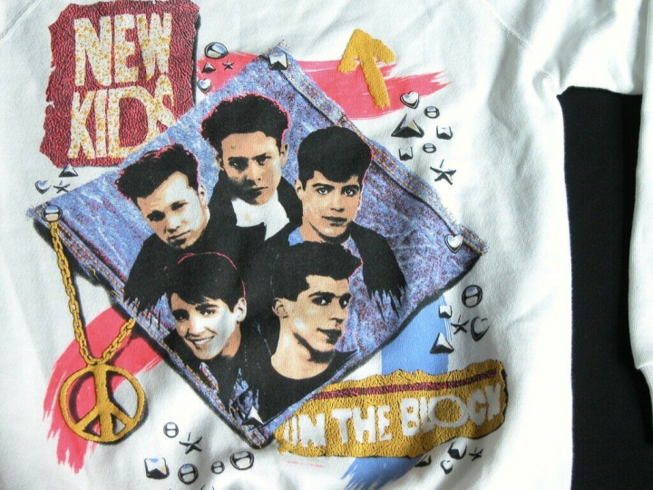 Vtg 90s NEW KIDS ON THE BLOCK Concert Band Sweatshirt Shirt L 1990 NOS